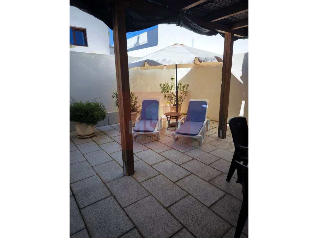 Moradia T2 no centro da Fuseta-26