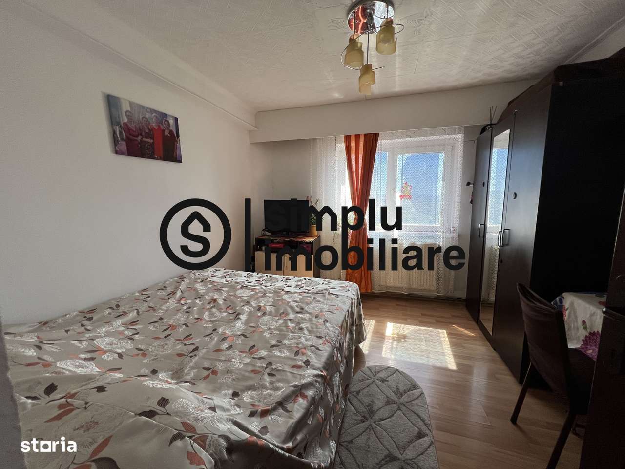 Apartament 3 camere 1 Mai et 4/4 - Imagine principală: 5/11