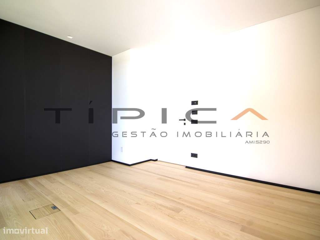 Moradia LUXO Condomínio Privado-43