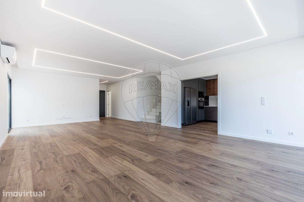 Moradia T6 para venda - Grande imagem: 4/37