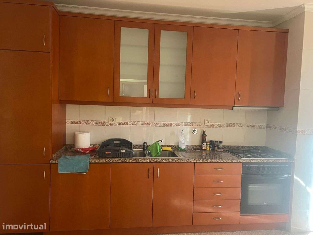 Apartamento T1 como novo, garagem fechada-7