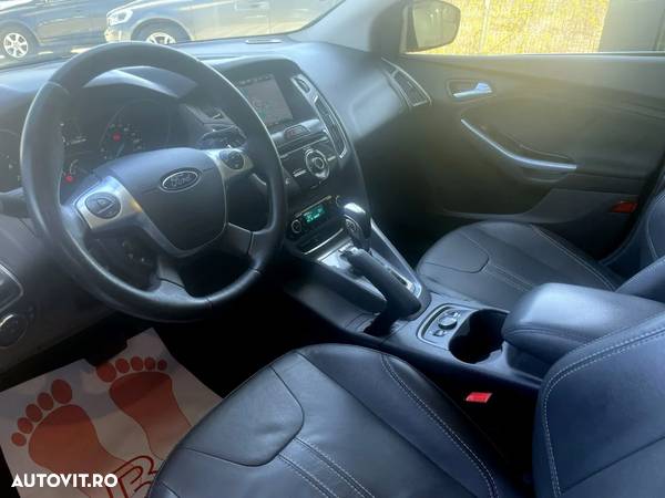 Ford Focus - 7