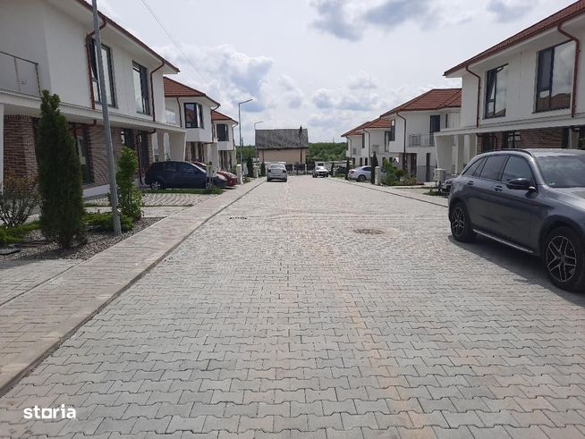 FARA COMISION COMPLEX REZIDENTIAL in Mogosoaia case cu 5 camere 3 bai-19