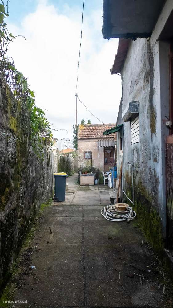 Moradia para Recuperar, em São Mamede de Infesta, a 2 min da Via Norte - Grande imagem: 3/10