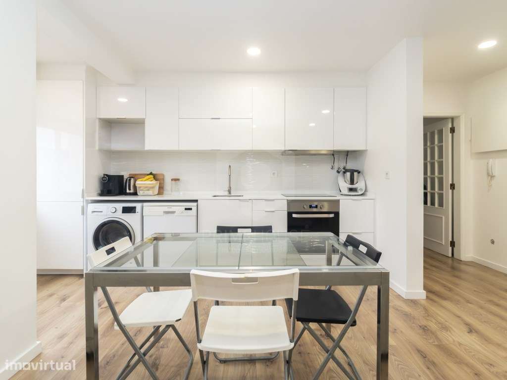 Apartamento T2 remodelado - Quinta de Sto. António a 600 metros da ...-11
