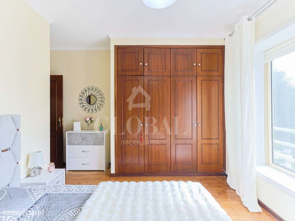 APARTAMENTO T3 SERZEDO-9