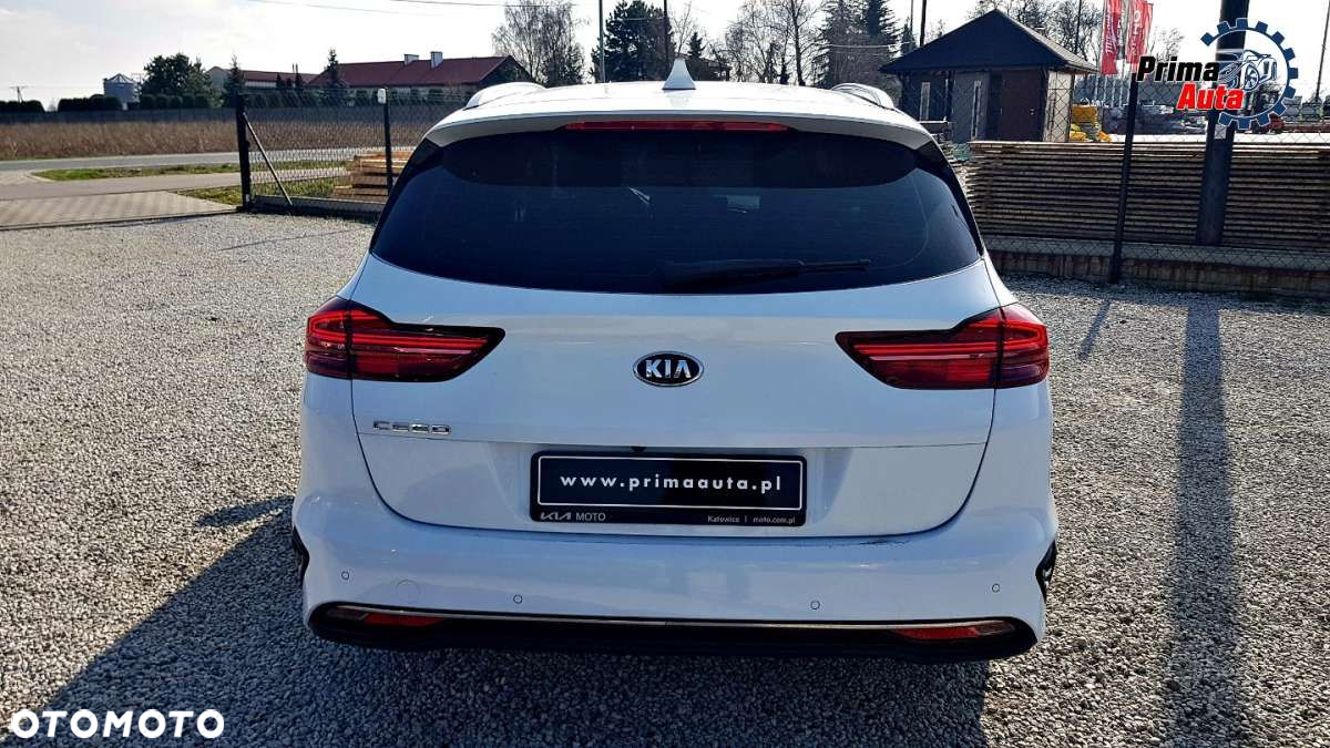 Kia Ceed - 29