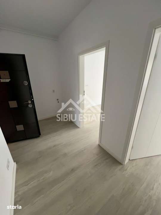 Studio ,41 mp, balcon etaj 1, bloc dotat cu lift, zona Brana Intabulat - Imagine principală: 4/8