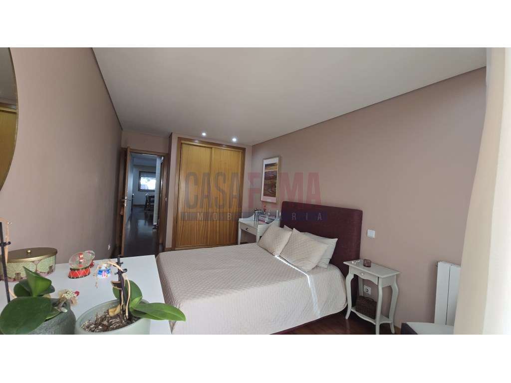 Apartamento T2+1 com Terraço e Piscina - Póvoa de Varzim-10