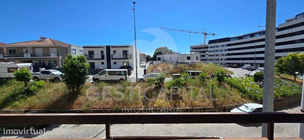T2+1 com garagem e arrumos no centro de Marco de Canaveses-9