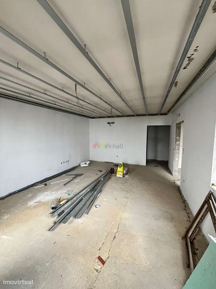 Moradia T2 em construção | Viana do Alentejo - Grande imagem: 2/22