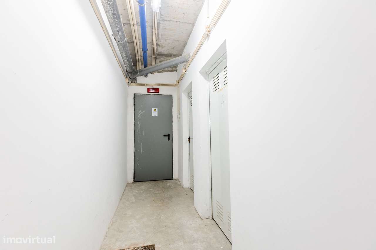 Apartamento T3 - Centro Ponta Delgada - Grande imagem: 5/52