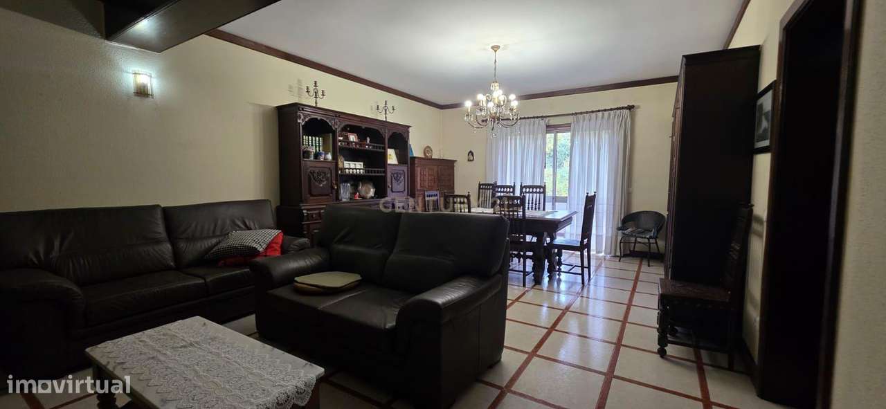 Apartamento T3 + 1 Guimarães-9