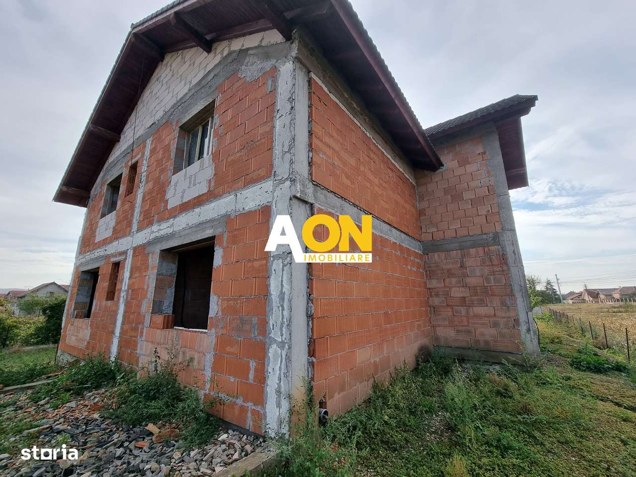 Casa la rosu,2100 mp teren,zona Micesti - Imagine principală: 3/15