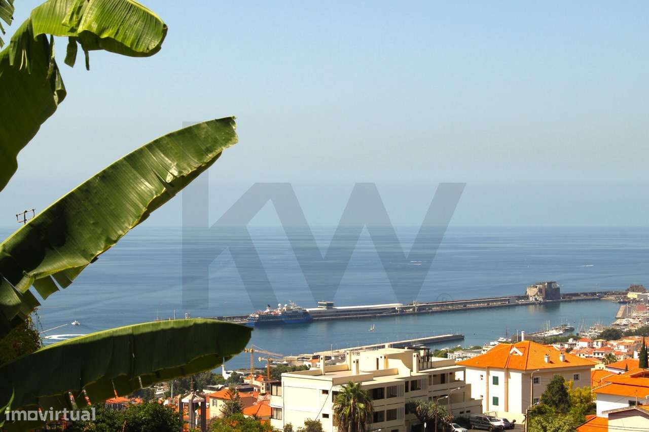 Casa T9, vista panorâmica, local tranquilo, bom estado conservação, a - Grande imagem: 3/60