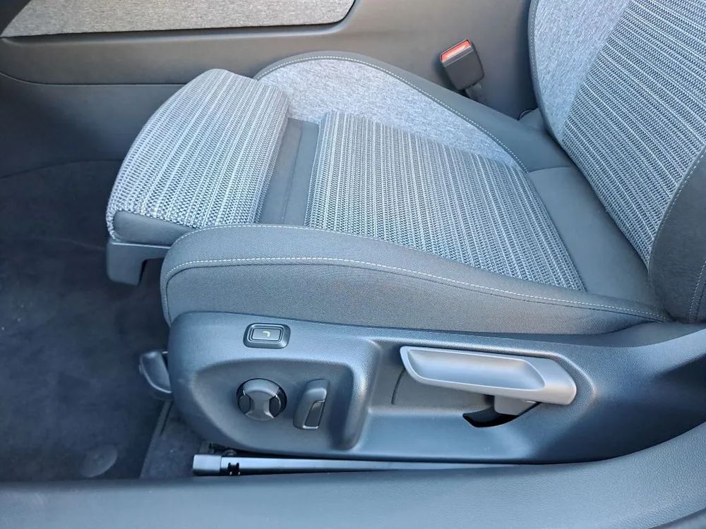 SKODA SUPERB IV 1.5 TSI 204KM DSG PLUG-IN EDITION 130, fabryczny hak