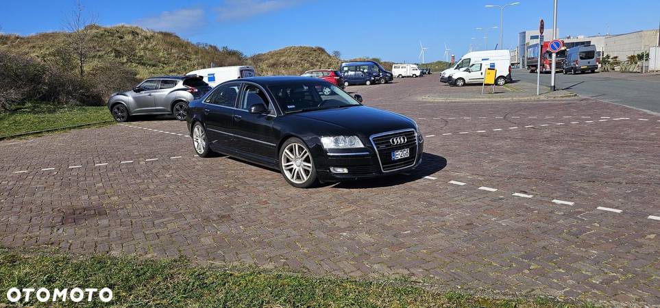 Audi A8 4.2 FSI L Quattro - 4