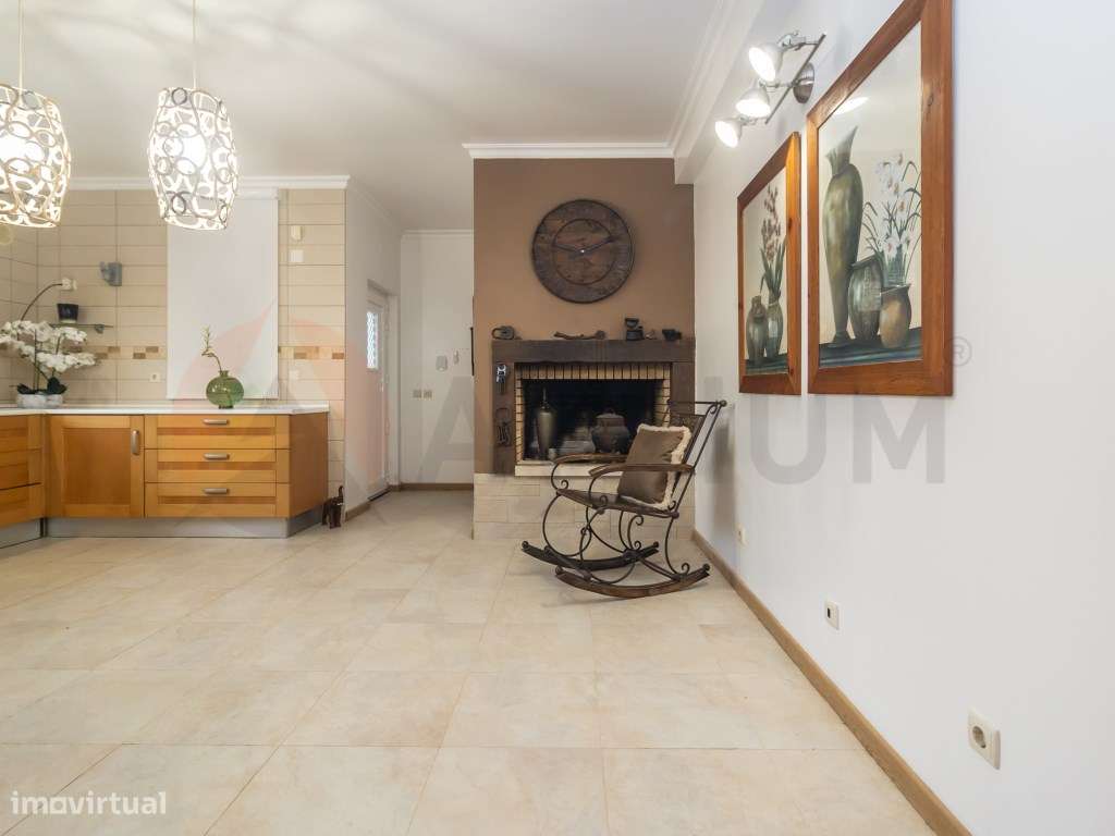 Exclusiva Moradia T6 com Quintinha, Piscina e Elevado Potencial de ...-20