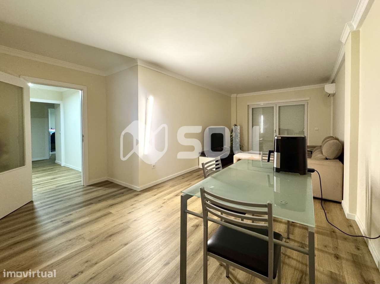 T2 totalmente remodelado com terraço, garagem e arrumos - Grande imagem: 5/22