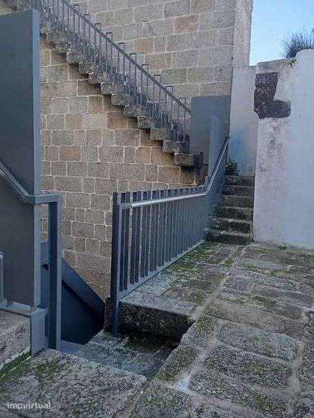 Moradia Centenária na zona histórica - Grande imagem: 5/12