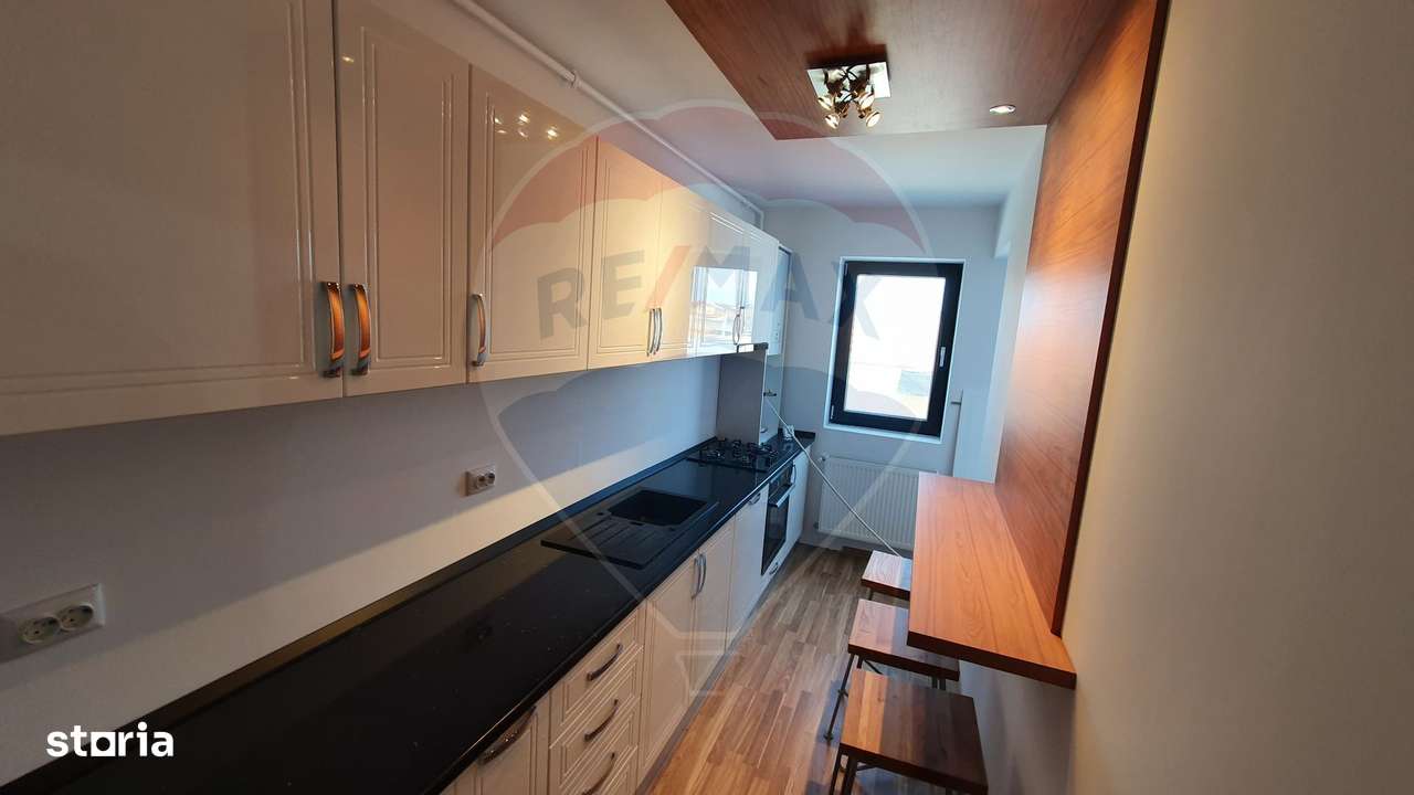 Apartament cu 2 camere, 77 mp V4 - Imagine principală: 3/7