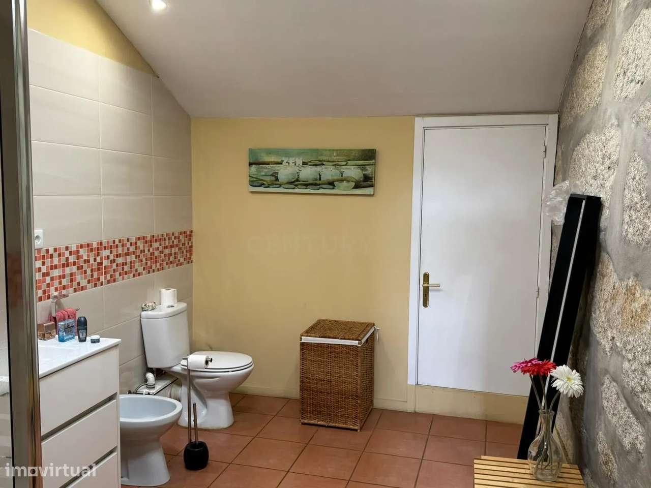 Prédio de Charme na Praça da República – Centro do Porto-17