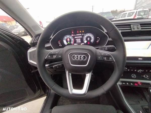 Audi Q3 - 17