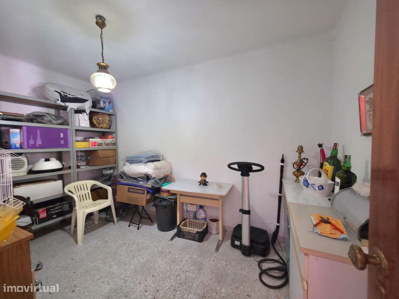 Prédio com 3 andares com utilização independente – Vendas Novas-34