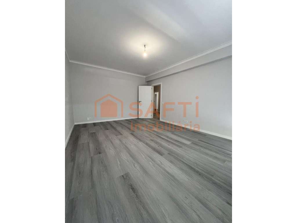 Apartamento T3 em Portimão - Grande imagem: 3/13