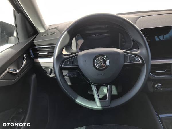 Skoda Kamiq 1.0 TSI Style - 6