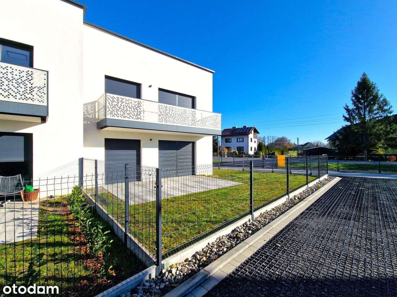 Nowoczesny Apartament Do Zamieszkania, Ogródek-16