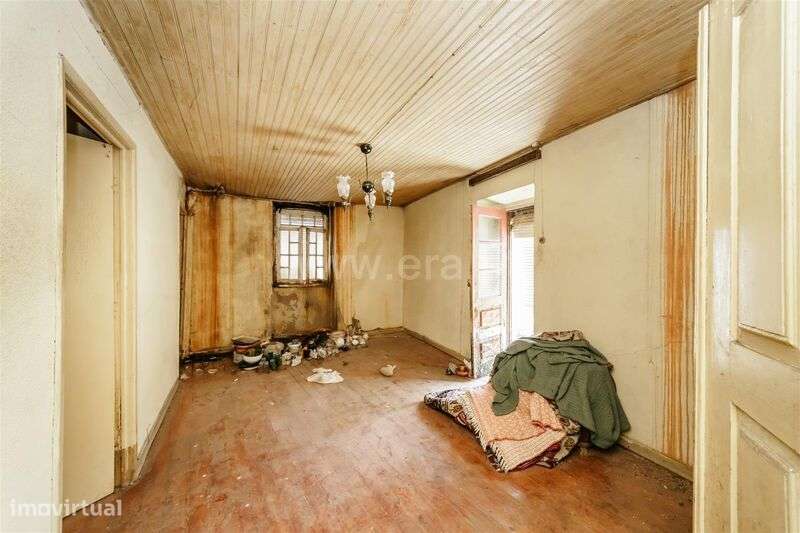 Moradia Rústica T3 / Covilhã, Vales do Rio - Grande imagem: 4/17