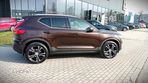 Volvo XC 40 - 5