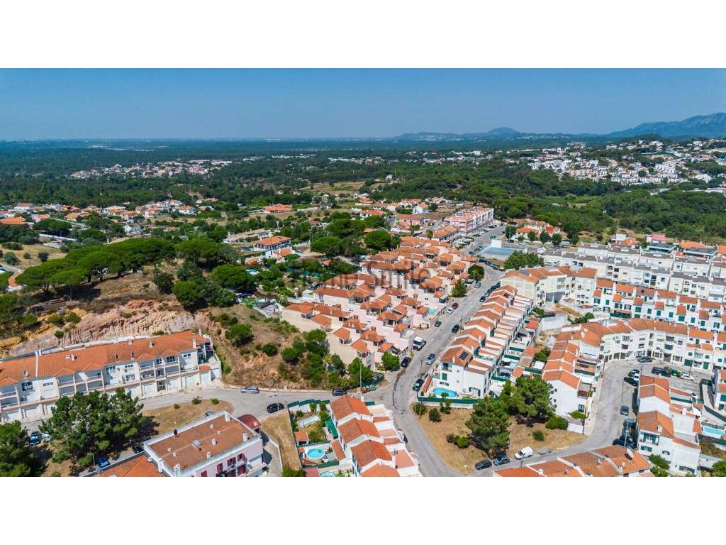 T3+1 COM 2 TERRAÇOS. ANEXO COM PISCINA-55