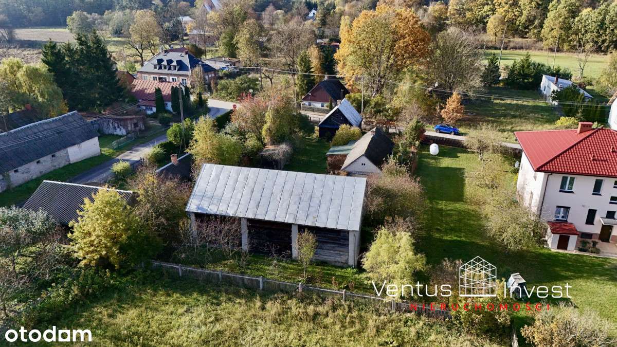 Działka z klimatycznym domem drewnianym -Czerwonka-6