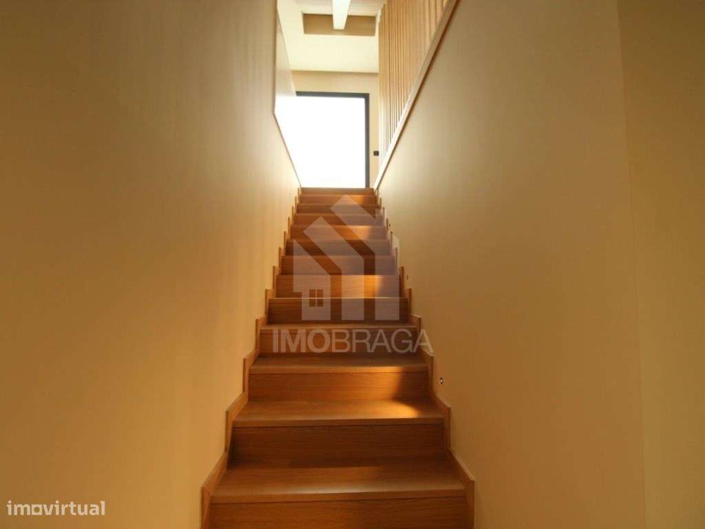 Moradia de Gaveto T3 Nova com 3 Suites | Pronta a Habitar | S. Pedr...-39