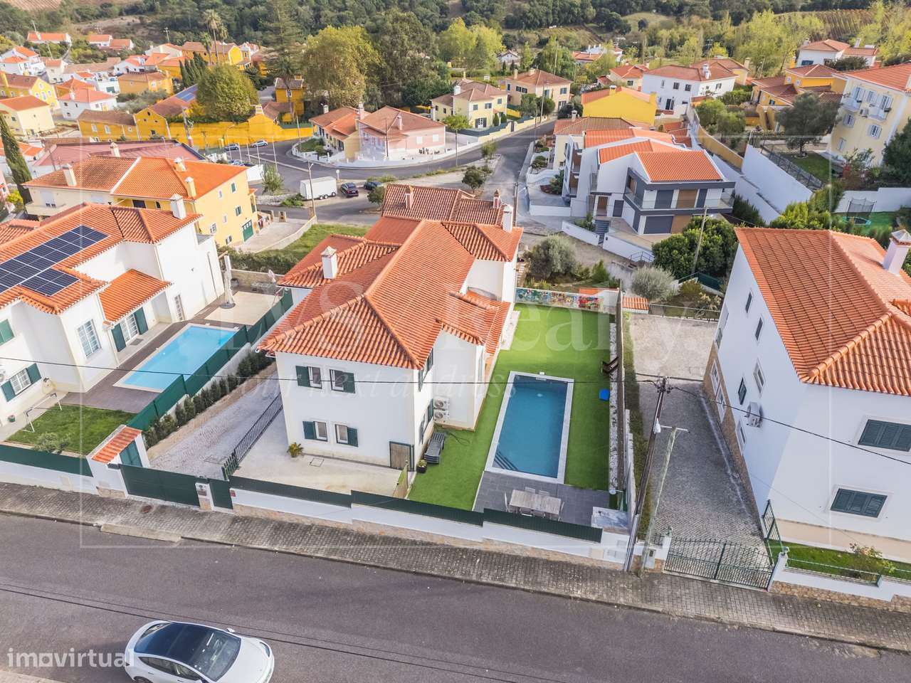Moradia T5 Isolada com Piscina e Vista Desafogada - Gradil (Mafra) - Grande imagem: 2/30