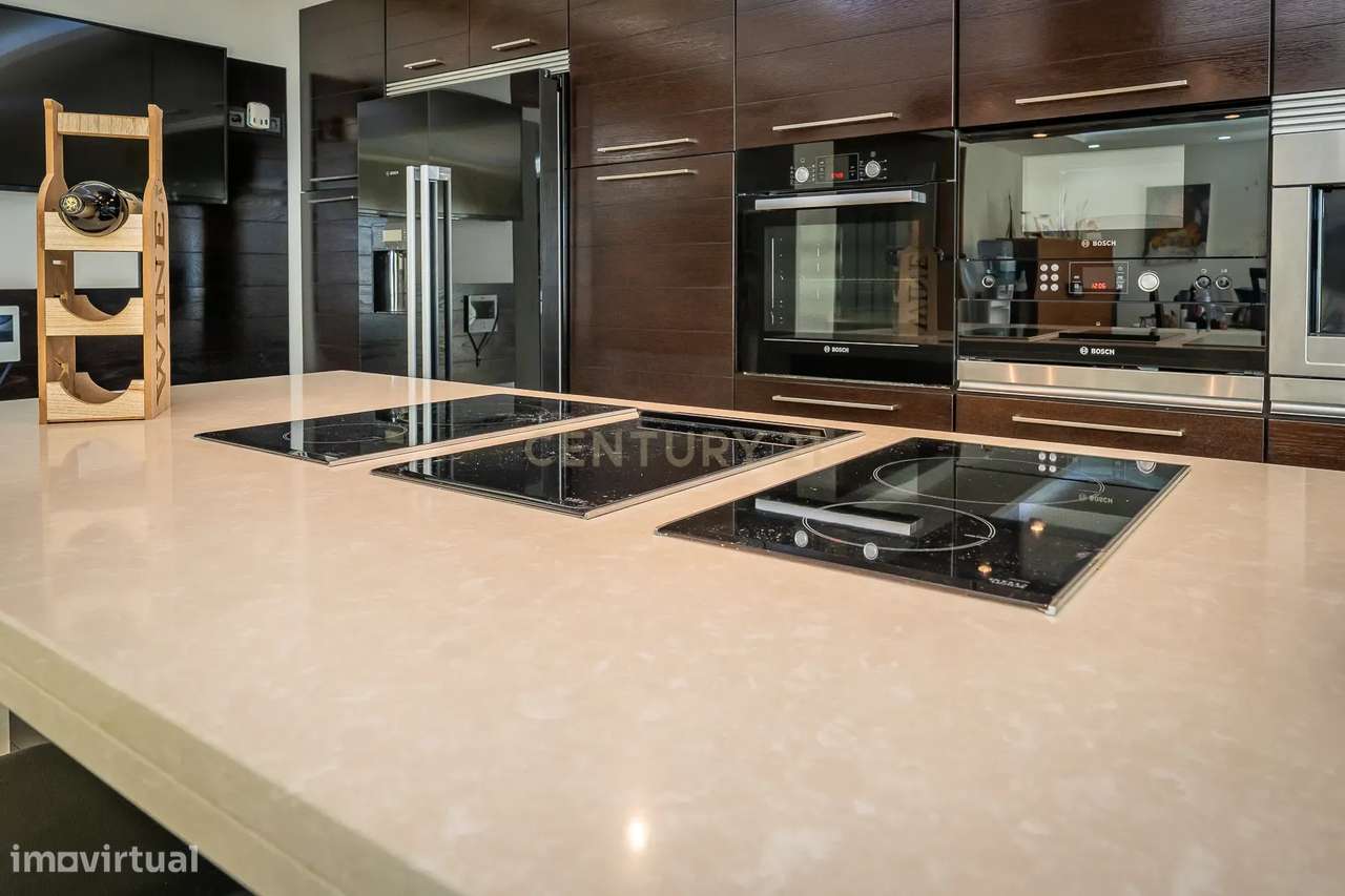 Com Elevador e Acabamentos de Requinte. - Grande imagem: 4/35