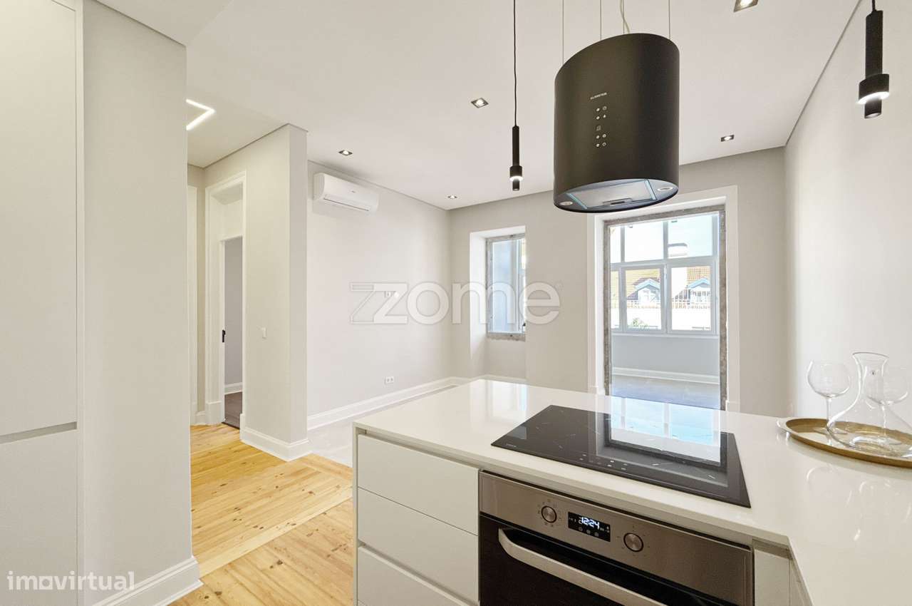 Apartamento T3 remodelado na Avenida Almirante Reis - Lisboa-8