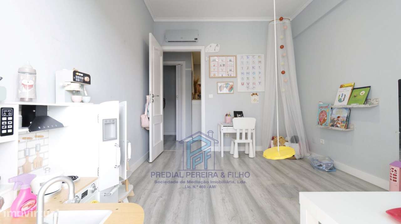 Apartamento T3 Remodelado - Fãnzeres / Portelinha-13
