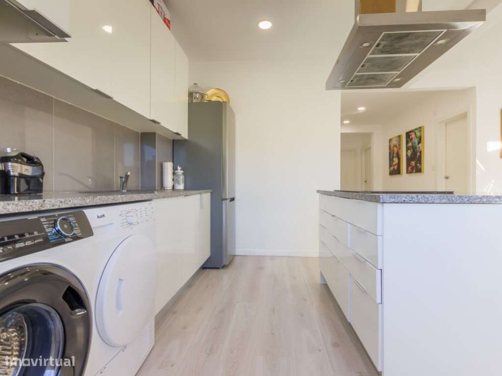 Apartamento T2 - Paio Pires - Remodelado-11