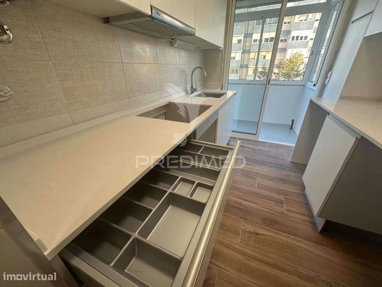 T3 Remodelado, Calçada de Carriche, Lisboa - Grande imagem: 4/34