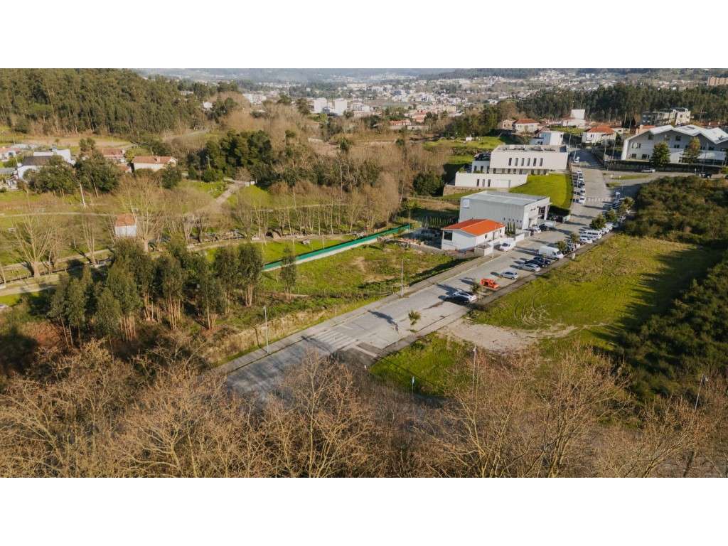 Terreno Junto ao Parque de Cete, Paredes-5