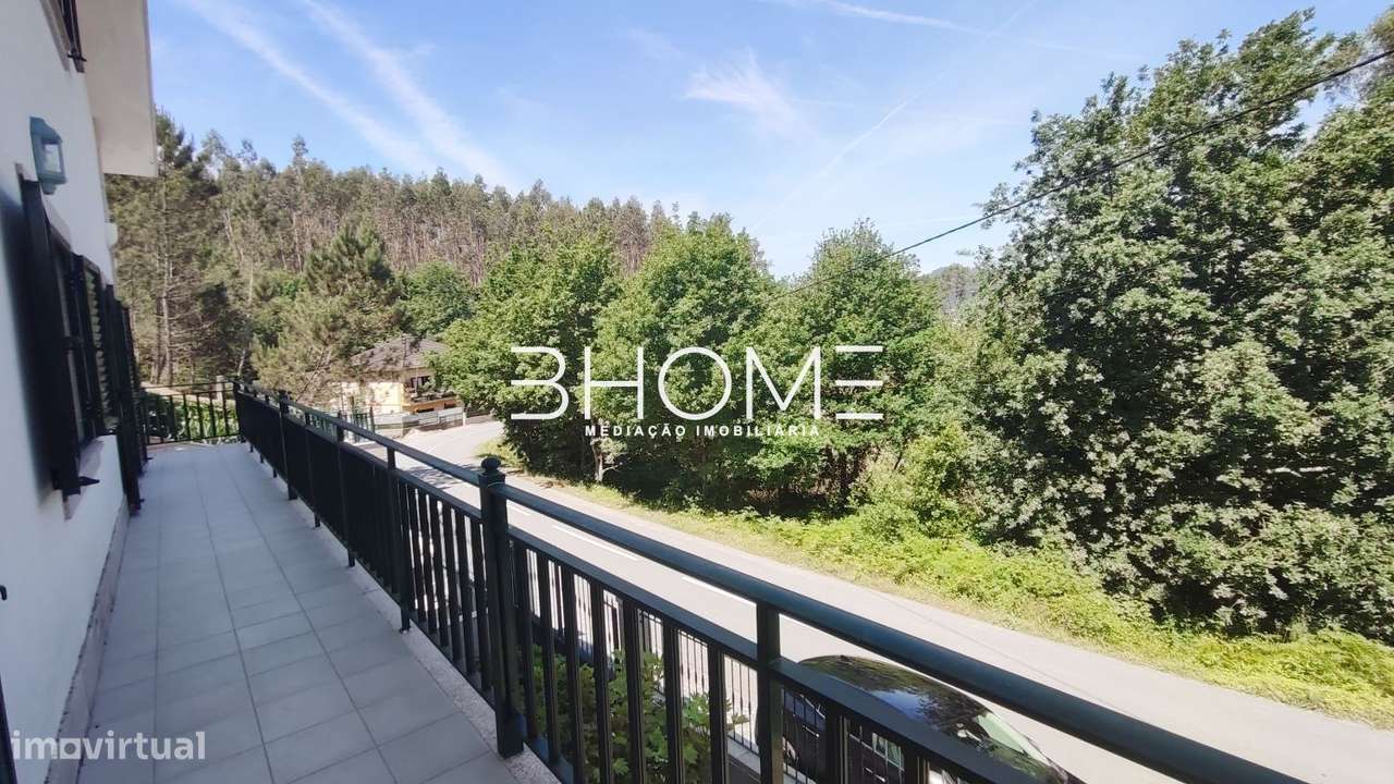 Moradia Individual na Povoa de Lanhoso - Sobradelo da Goma-39