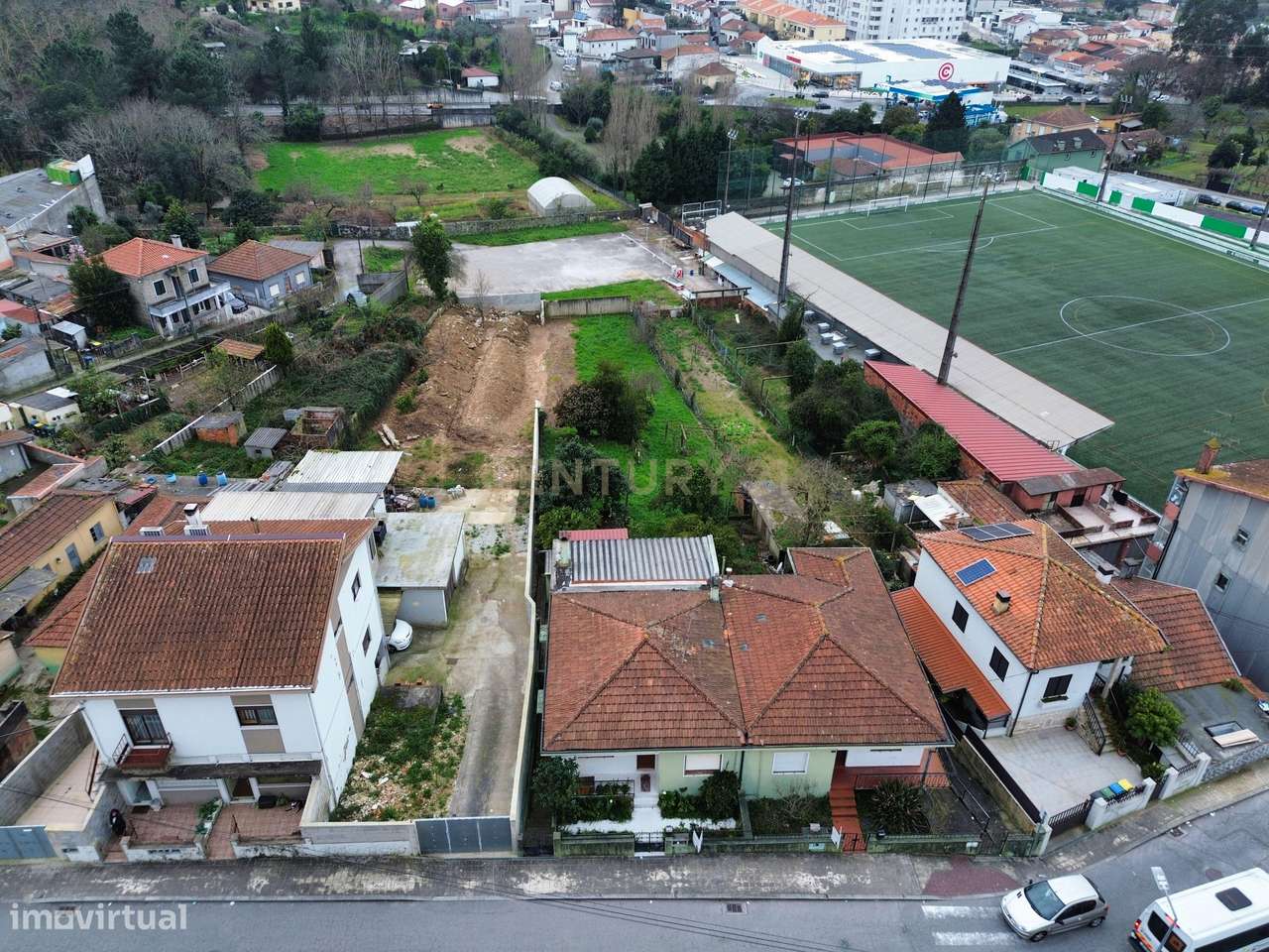 Moradia T3 em Ermesinde com Grande Quintal e Excelente Potencial de In-39