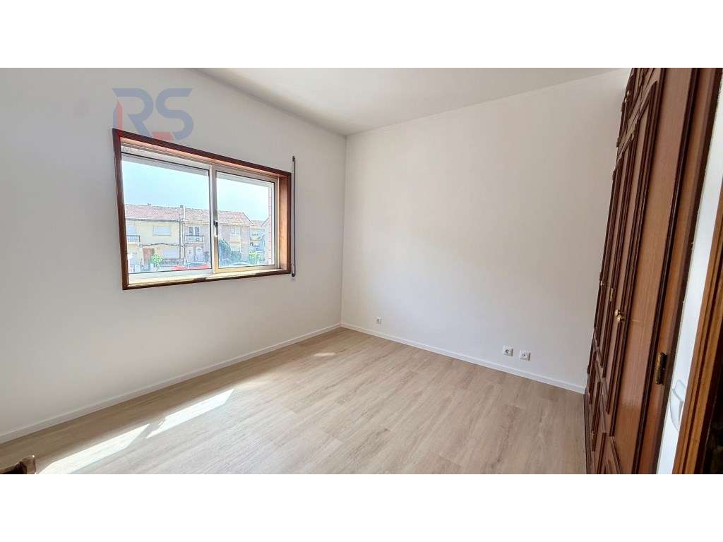 T2 Baguim Monte c/elevador junto metro-17