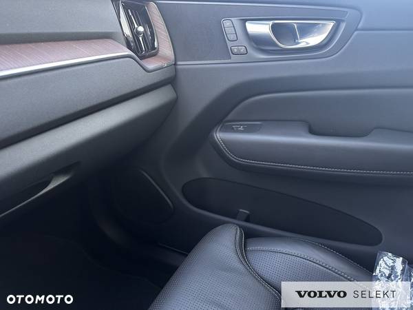 Volvo XC 60 - 24