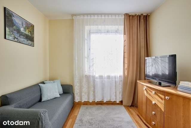 Dwa pokoje na parterze przy metrze Imielin-5