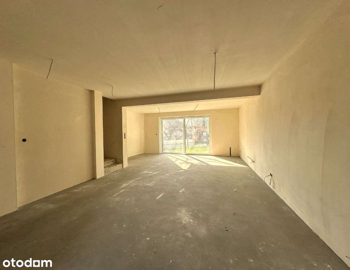 Segment | 5 pokoi | 2 Garderoby | 3 Łazienki | Ostatni lokal |-6