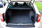 Skoda Superb Combi 2.0 TDI Elegance - 39